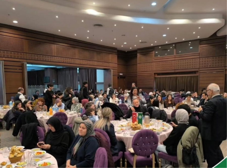Bursiyer öğrencilerimizin de katılımı ile  İftar yemeği